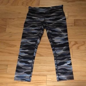 Wunder Under Crop III